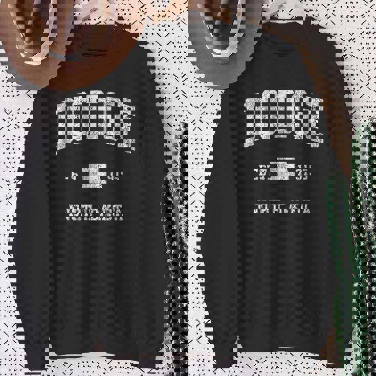 ダッジ ノースダコタ Nd ヴィンテージ アスレチック スポーツデザイン スウェットシャツ 年配の女性への贈り物