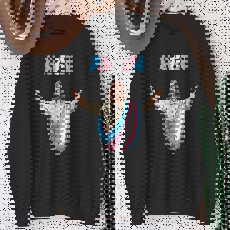 トランスジェンダー・ジーザス 誇りをもって信じ、信仰する。 スウェットシャツ 年配の女性への贈り物