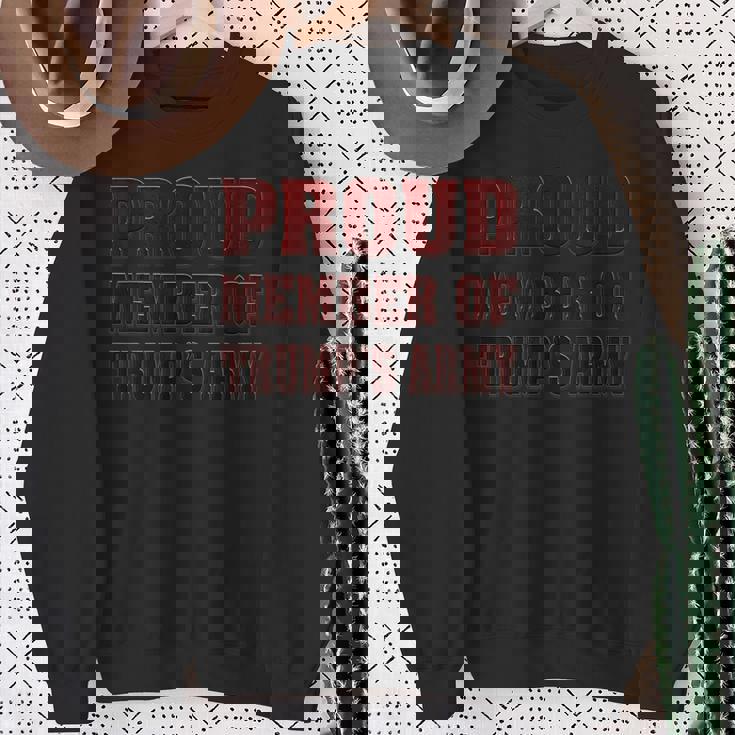 トランプの誇り高きメンバー陸軍シャツ投票トランプ大統領 スウェットシャツ 年配の女性への贈り物