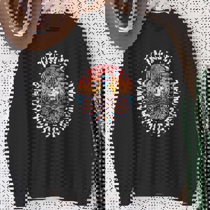 トルコ休暇、テュルキエカッパドキア熱気球フェスティバル スウェットシャツ 年配の女性への贈り物