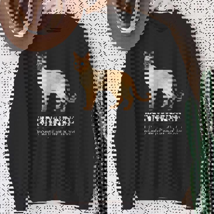 トンキニーズキャットは自分の良いペットデザインにはスマートすぎる スウェットシャツ 年配の女性への贈り物