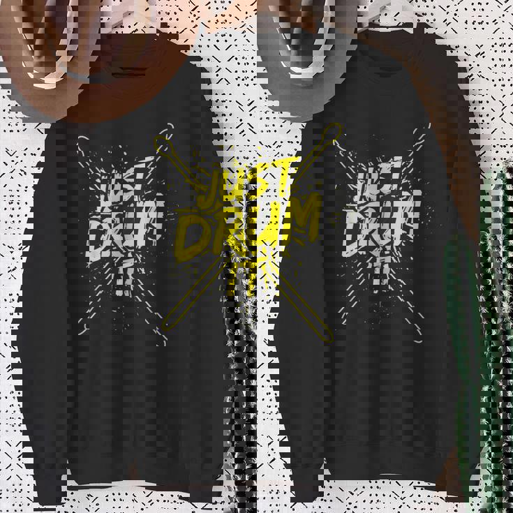 ドラムドラマーのドラマーミュージシャン衣装ドラマー スウェットシャツ 年配の女性への贈り物