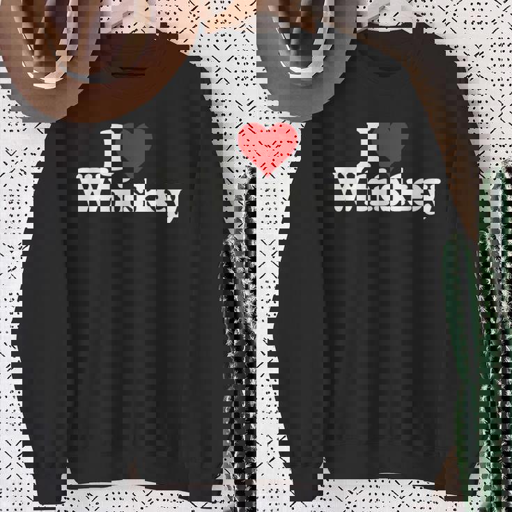 ハートウイスキーウイスキーが大好き スウェットシャツ 年配の女性への贈り物