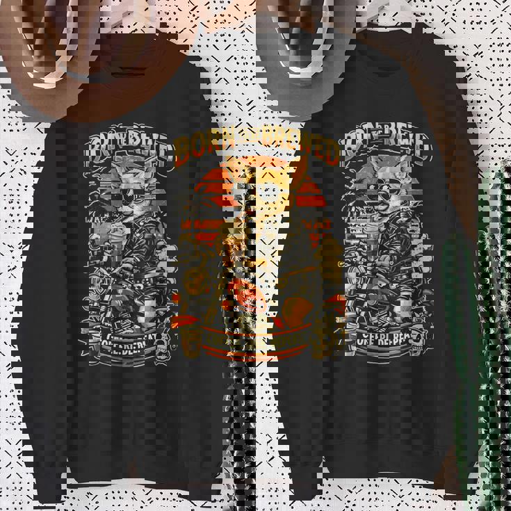 バイクでコーヒーを飲むチワワ Digor スウェットシャツ 年配の女性への贈り物