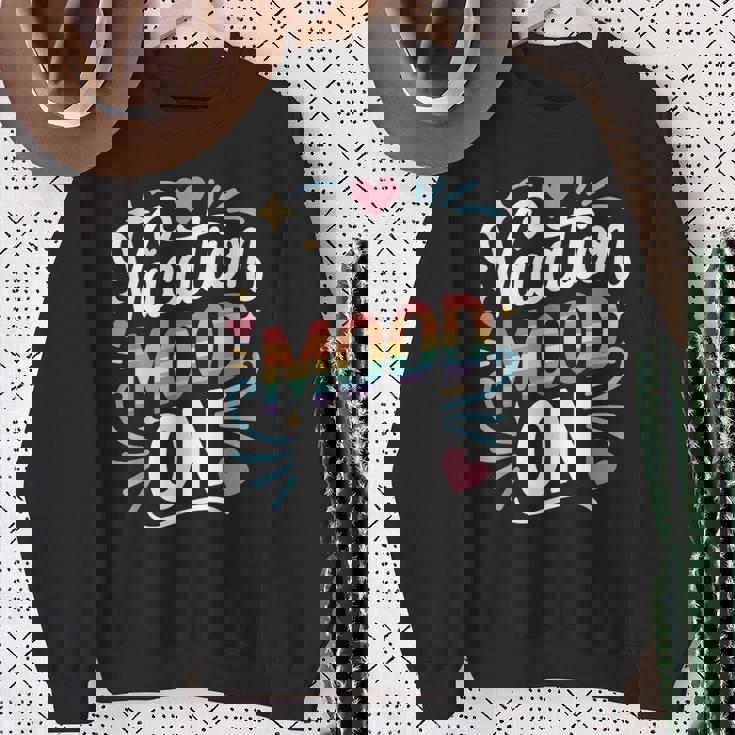 バカンス ムード 面白い 夏 言い回し お祭り 休日acation Mood On スウェットシャツ 年配の女性への贈り物