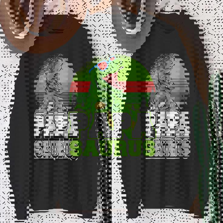 メンズ パパサウルス 恐竜 パパザウルス 父 誕生 誕生日 スウェットシャツ 年配の女性への贈り物