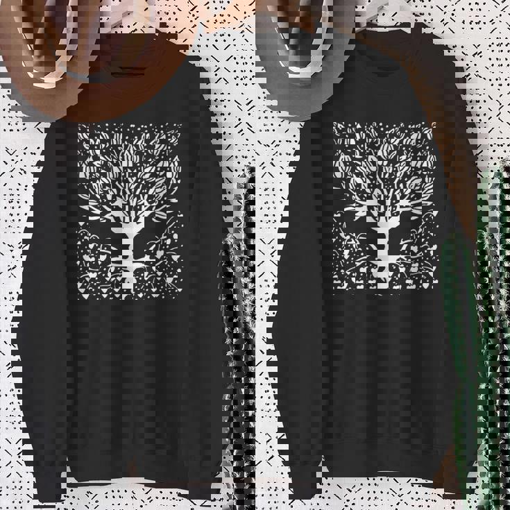 ビアズリーオーブリー作 マグノリアツリー 1895 長袖tシャツ スウェットシャツ 年配の女性への贈り物