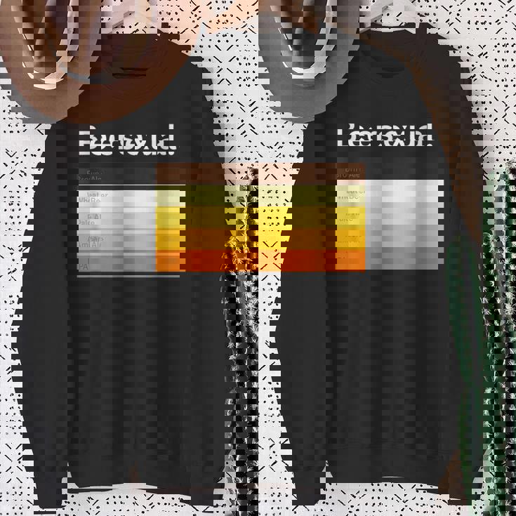 ビアセクシャル、面白いビアトリンカー スウェットシャツ 年配の女性への贈り物