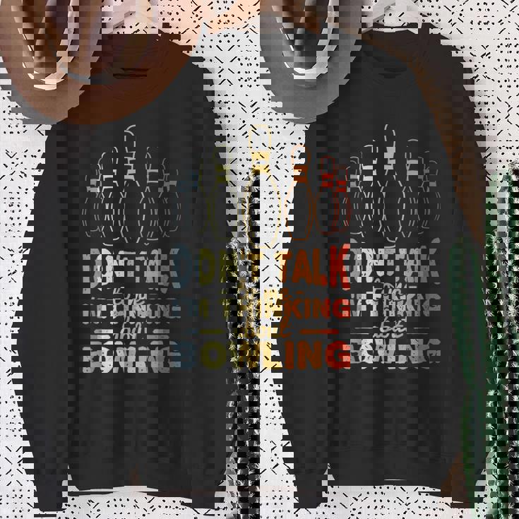 ビンテージボウリングジョークボウリングスポーツ スウェットシャツ 年配の女性への贈り物