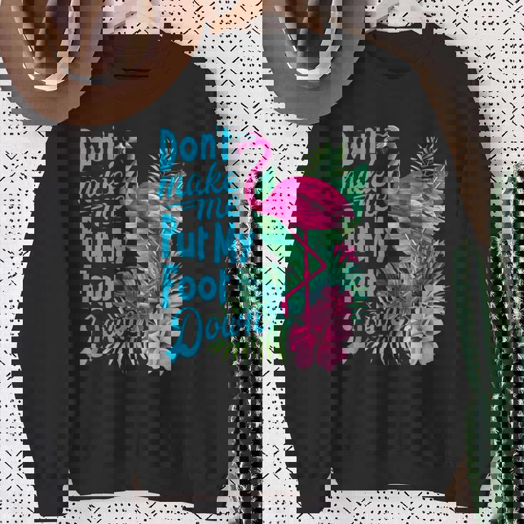 ピンクのフラミンゴ スウェットシャツ 年配の女性への贈り物