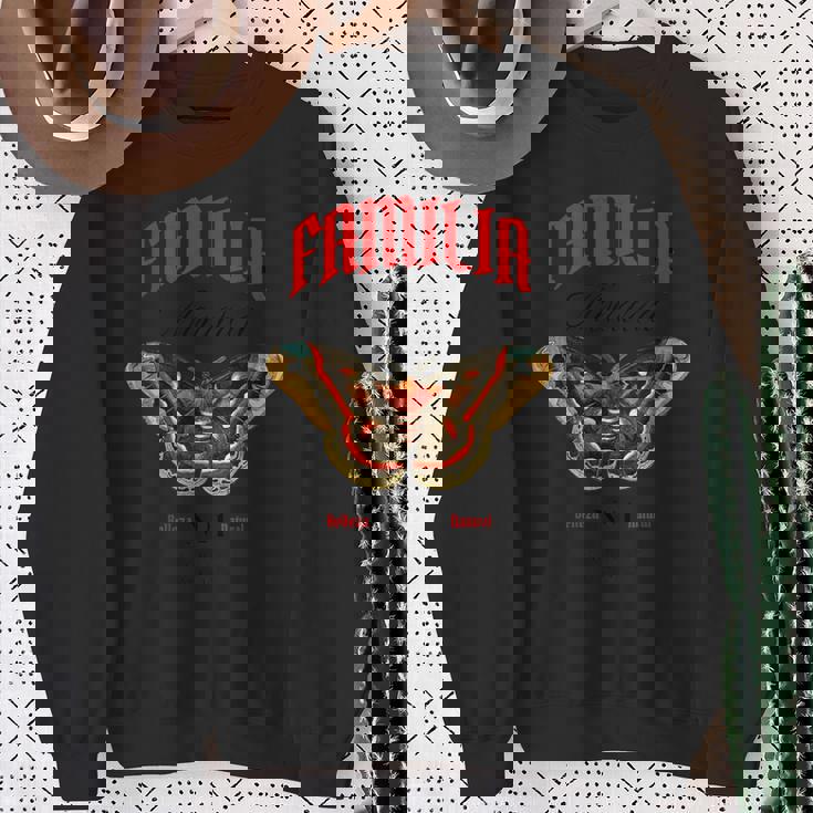 ファミリア モナルカ ベレザ ナチュラル ミグラシオン マシヴァ スウェットシャツ 年配の女性への贈り物