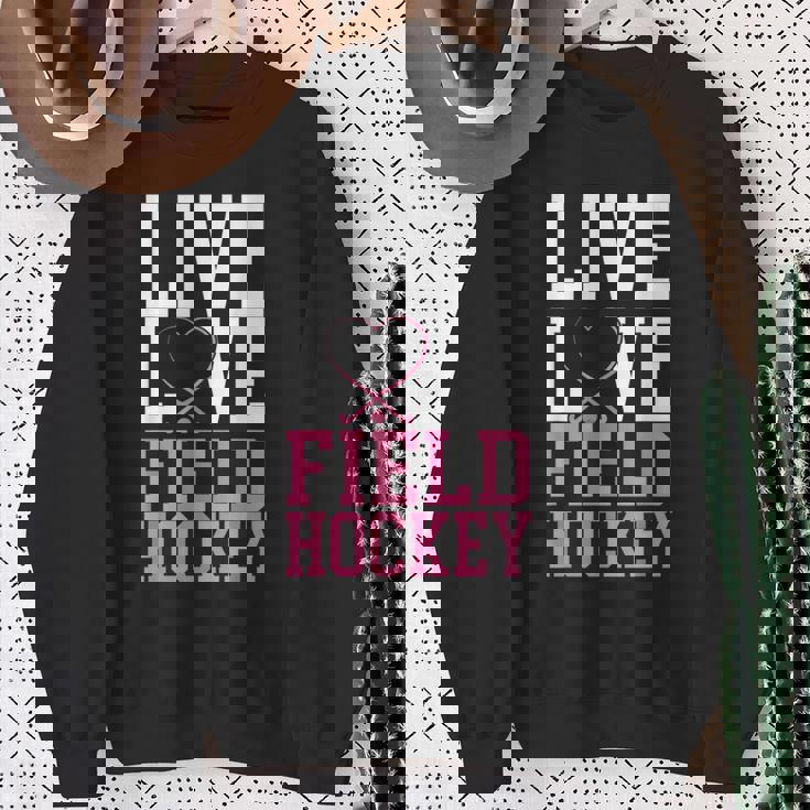 フィールドホッケー ライブ ラブ フィールドホッケー スウェットシャツ 年配の女性への贈り物