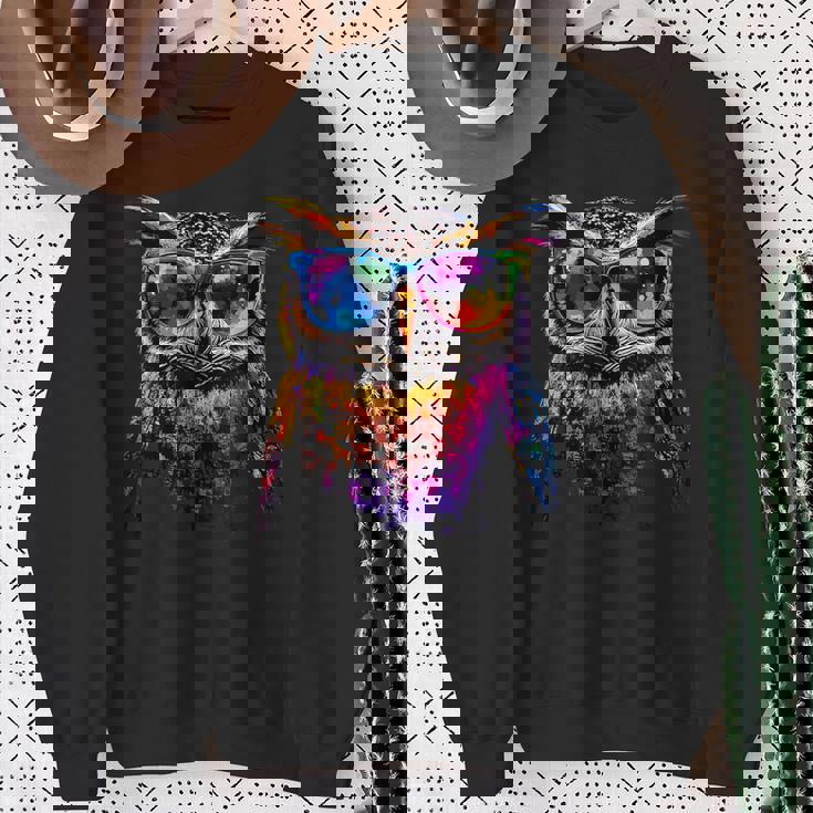 フクロウ カラフル レインボーカラー ポップアート フクロウ フクロウ かわいい フクロウ スウェットシャツ 年配の女性への贈り物