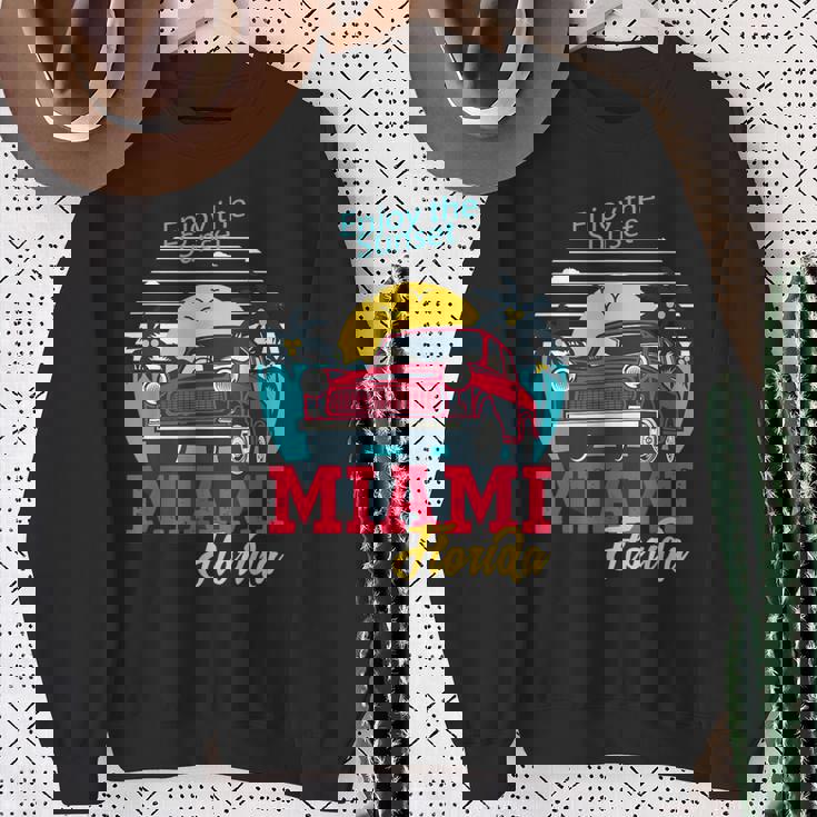 マイアミビーチtシャツ、マイアミ半袖グラフィックデザイン。 スウェットシャツ 年配の女性への贈り物