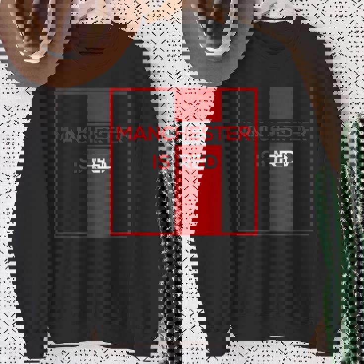 マンチェスター・イズ・レッド・ファニー・ユナイテッド・フットボール・サポーター スウェットシャツ 年配の女性への贈り物