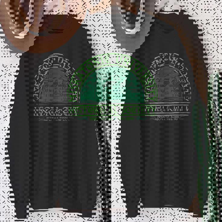 ミスカトニック大学歴史社会 スウェットシャツ 年配の女性への贈り物