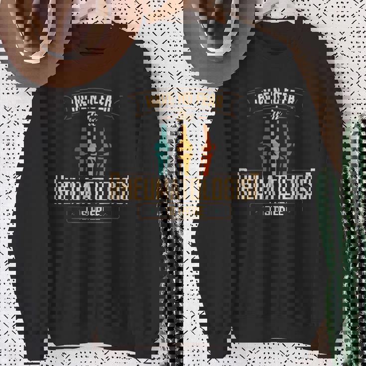 リウマチ学 Have No Fear リウマチ科医 アパレル スウェットシャツ 年配の女性への贈り物