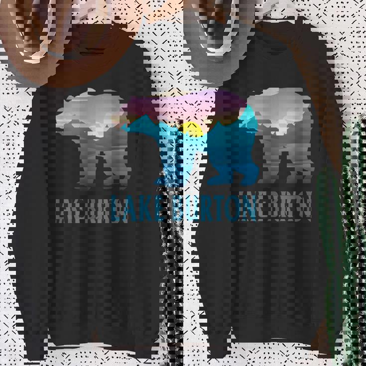 レイク・バートン 山 パープル セッティング ヒマワリ ネイチャーウッド スウェットシャツ 年配の女性への贈り物