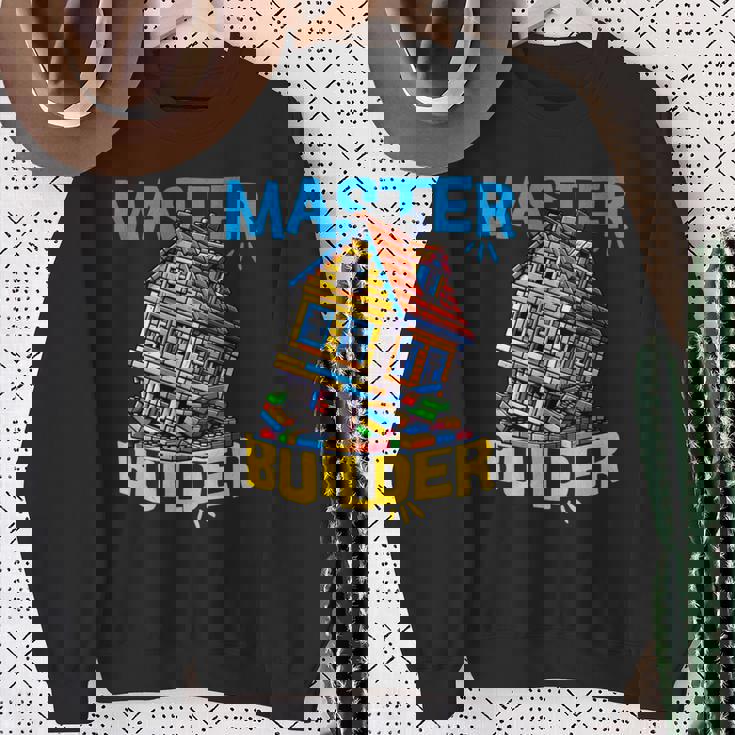 レゴのレンガ造りマスタービルダー面白い曲がった家。 長袖tシャツ スウェットシャツ 年配の女性への贈り物