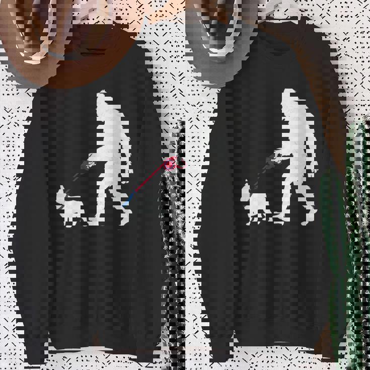 レトロ ビッグフット ウォーキング フレンチブルドッグ ファニー サスカッチ 長袖tシャツ スウェットシャツ 年配の女性への贈り物