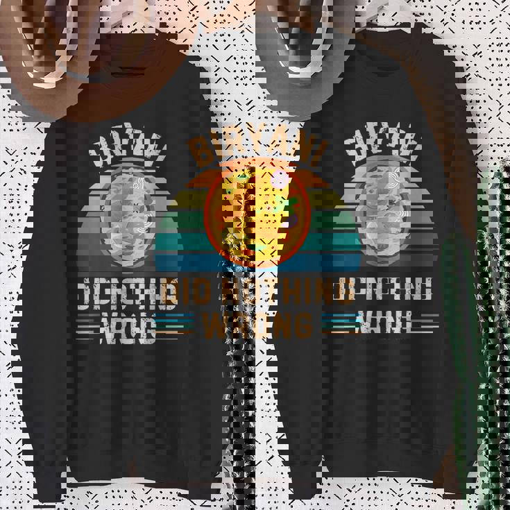 レトロ ビリヤニ Did Nothing Wrong ヴィンテージ ビリヤニ 食品愛好家 スウェットシャツ 年配の女性への贈り物