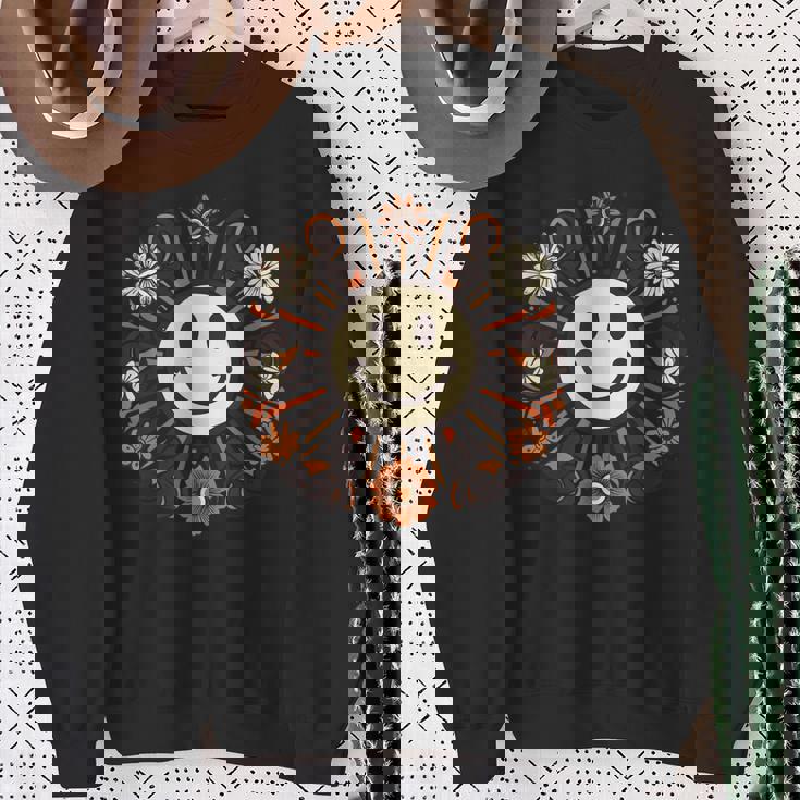 レトロ ヴィンテージ スマイルバイブ モチベーション ポジティブバイブ スウェットシャツ 年配の女性への贈り物