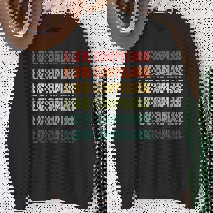 レトロ私はコンプライアンスが大好きです スウェットシャツ 年配の女性への贈り物