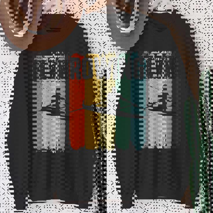 ロウイングスポーツ。レトロビンテージ。Rowing Crew（ローイングクルー スウェットシャツ 年配の女性への贈り物