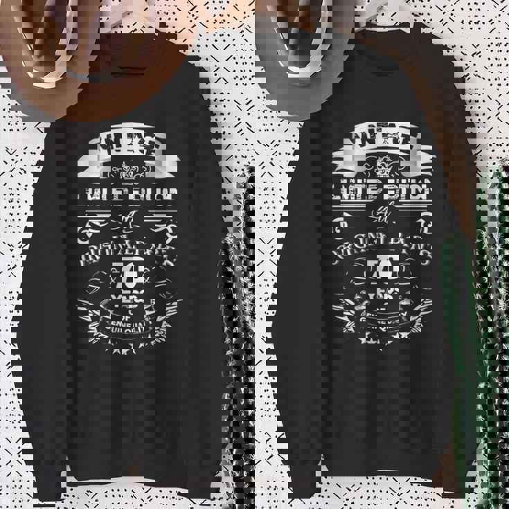 ヴィンテージ 70歳の誕生日シャツ 面白い レトロ メンズ 70歳 長袖tシャツ スウェットシャツ 年配の女性への贈り物