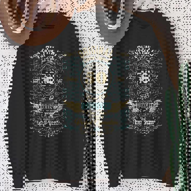 ヴィンテージ50歳の誕生日のお祝いオリジナルリビングレジェンド 長袖tシャツ スウェットシャツ 年配の女性への贈り物