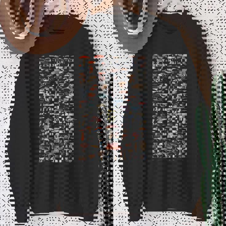 ヴィンテージマッシュルームピッカードイツ語の名前 闇 スウェットシャツ 年配の女性への贈り物