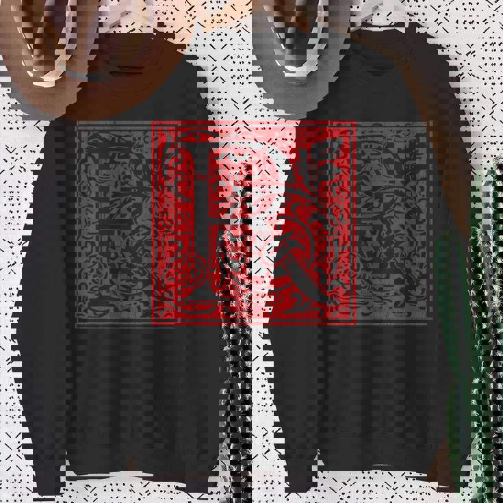 大文字 R ヴィンテージ フローラル イニシャル モチーフ レトロ アルファベット 長袖tシャツ スウェットシャツ 年配の女性への贈り物