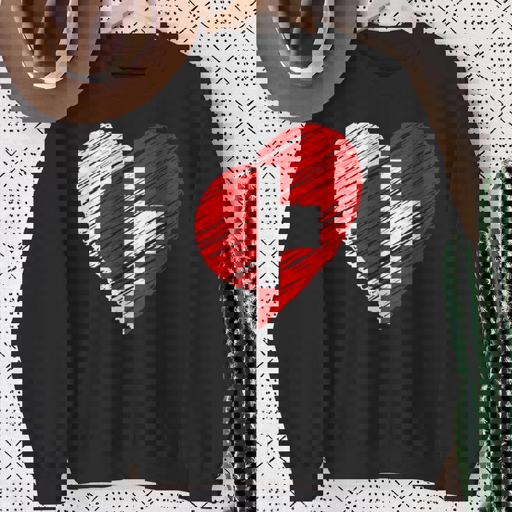 日本 スイス ハート 日本国旗 スイス国旗 ハート 長袖tシャツ スウェットシャツ 年配の女性への贈り物