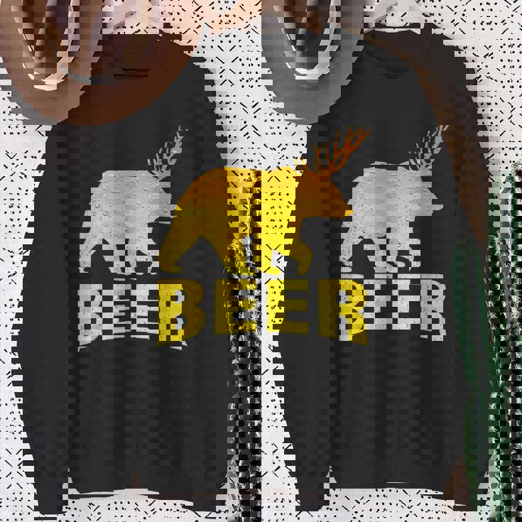 狩猟 ビール スピリット 動物 ティー ベア 鹿 ティー ビール クマ 鹿 スウェットシャツ 年配の女性への贈り物