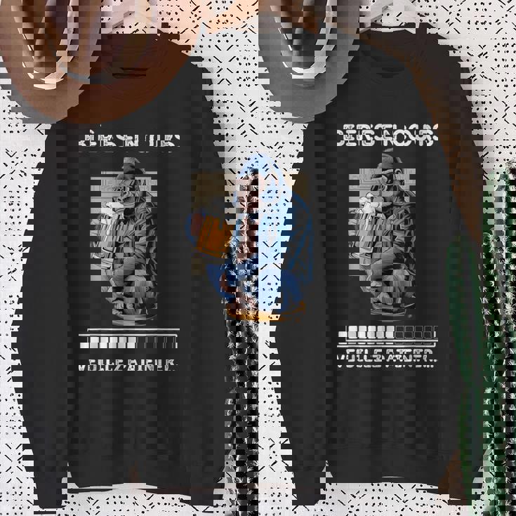 男性用ビール食前酒、ユーモア、男性、ゴリラへのギフトに。 スウェットシャツ 年配の女性への贈り物