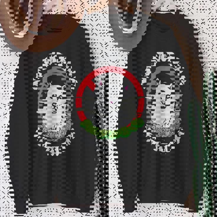 私なしでは禁煙だ スウェットシャツ 年配の女性への贈り物