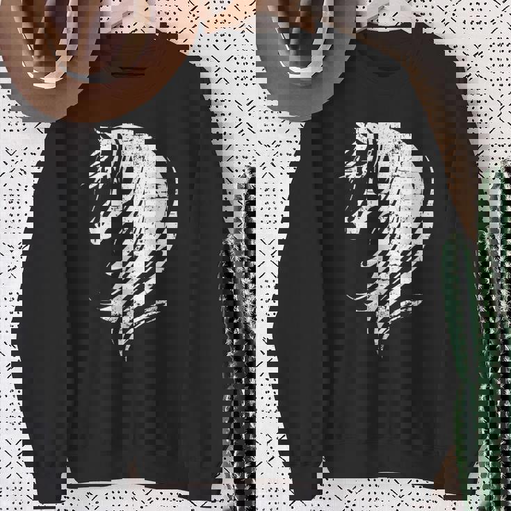 長い馬のたてがみを持つ美しい馬 スウェットシャツ 年配の女性への贈り物