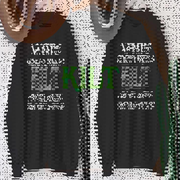 メンズ 面白いタータンスカート キルトの言葉 男性用 スウェットシャツ 年配の女性への贈り物