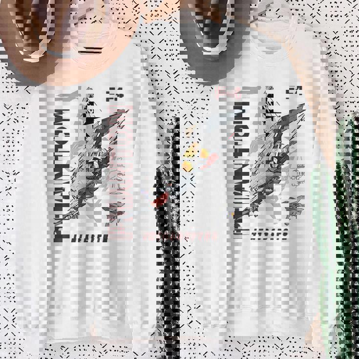 F-4 Phantom Ii ジェットグラフィック スウェットシャツ 年配の女性への贈り物