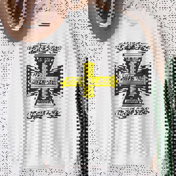 Gene's Mufflers アイアンクロス スウェットシャツ 年配の女性への贈り物