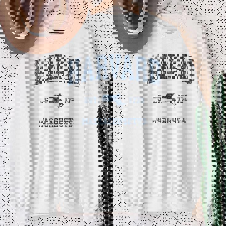 Harvard マサチューセッツ州 ヴィンテージ スポーツ デザイン ネイビー プリント スウェットシャツ 年配の女性への贈り物