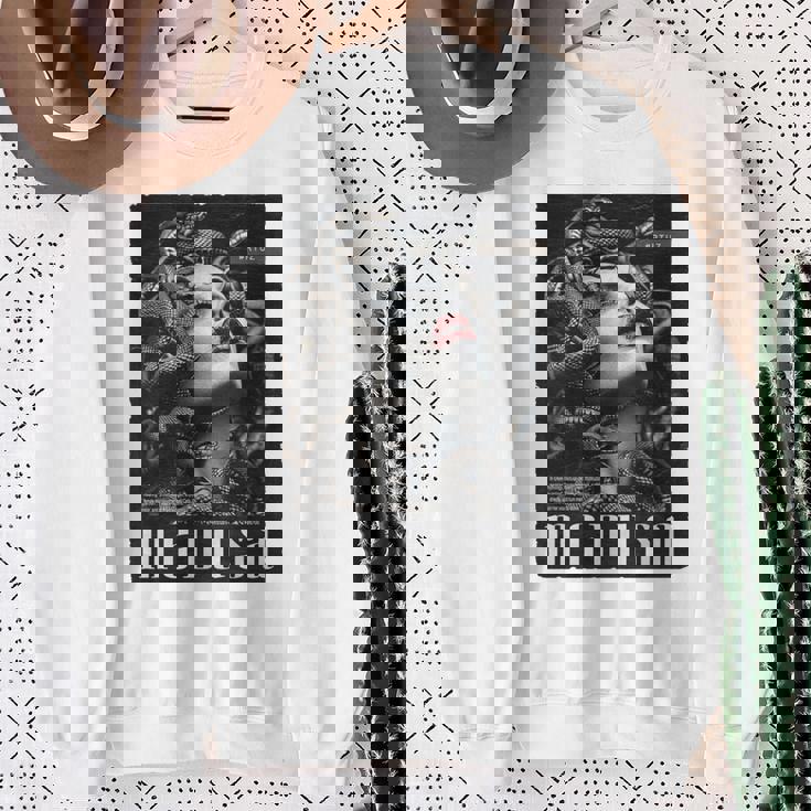 Medusa Backprint 女神の蛇 ギリシャ神話 バックプリント メデューサ 長袖tシャツ スウェットシャツ 年配の女性への贈り物