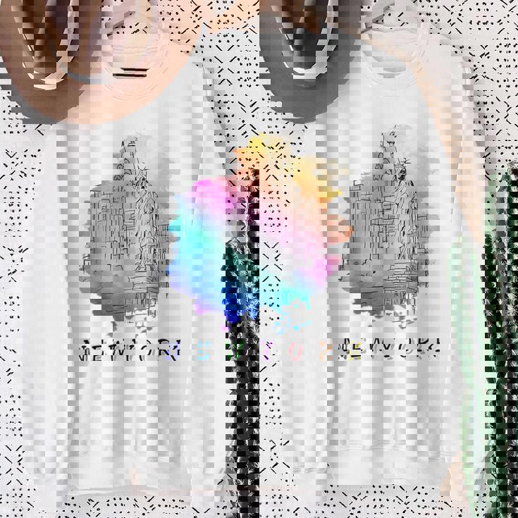 Nyc ニューヨークシティスカイライン 自由の女神 スウェットシャツ 年配の女性への贈り物