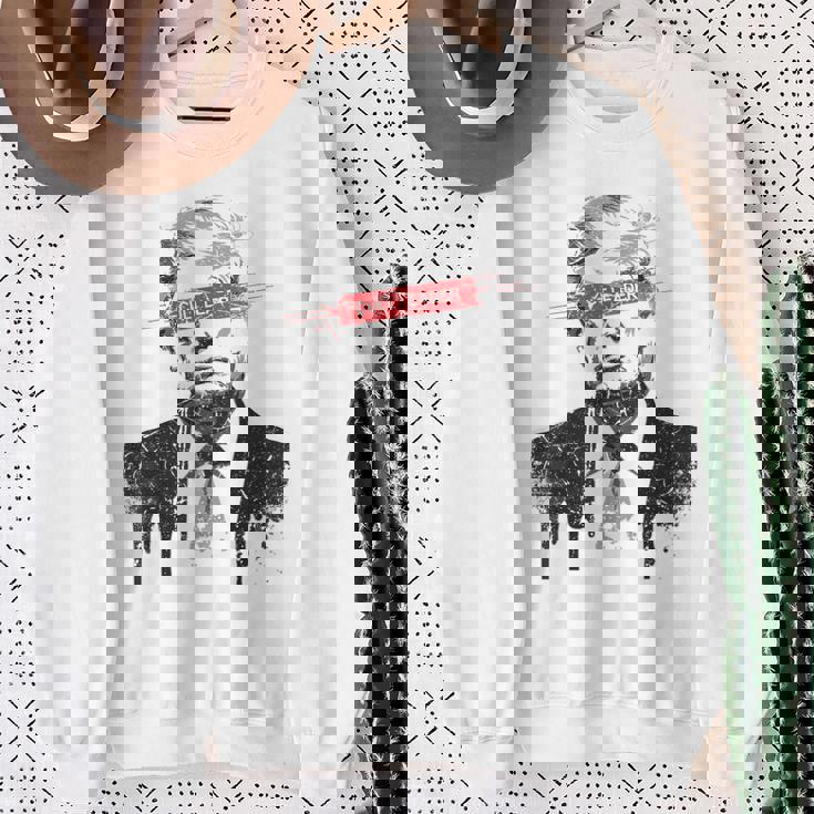 カルト指導者 反トランプ 反大統領 ドナルド・トランプ スウェットシャツ 年配の女性への贈り物