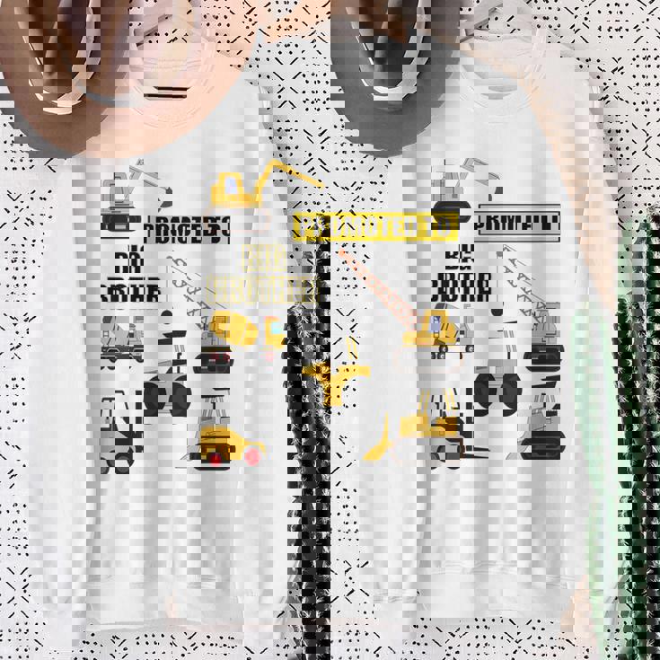 キッズ Big Brother ブルドーザーフォークリフトショベルに昇進。 スウェットシャツ 年配の女性への贈り物