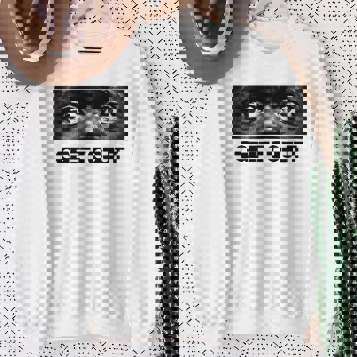 ゲット・アウト・アイズ スウェットシャツ 年配の女性への贈り物