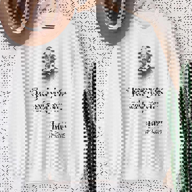 シェイクスピアの名言 スウェットシャツ 年配の女性への贈り物