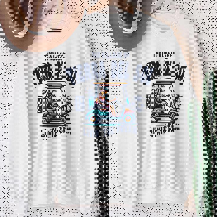 ティエラ・デル・ソルの村ゴルフカートデザイン。 長袖tシャツ スウェットシャツ 年配の女性への贈り物