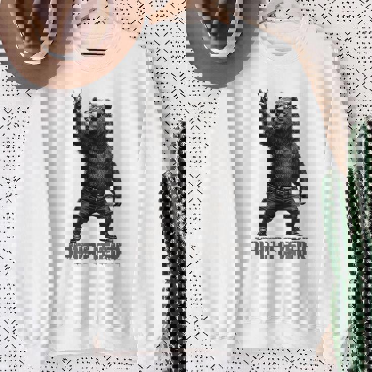 パパベア グリズリーベア ロックジェスチャー クールなパパ グリズリーベア スウェットシャツ 年配の女性への贈り物