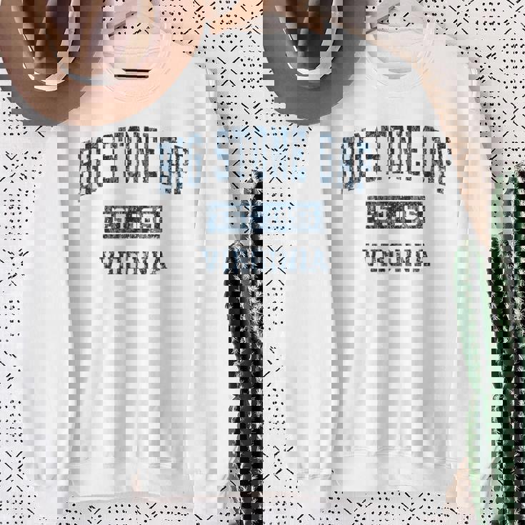 ビッグストーンギャップ バージニアva ヴィンテージ スポーツデザイン ネイビープリント スウェットシャツ 年配の女性への贈り物